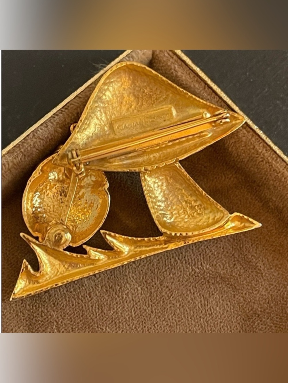 Vintage Casual Corner Gold-Tone Mushroom & Ladybug Brooch - Picture 3 of 3